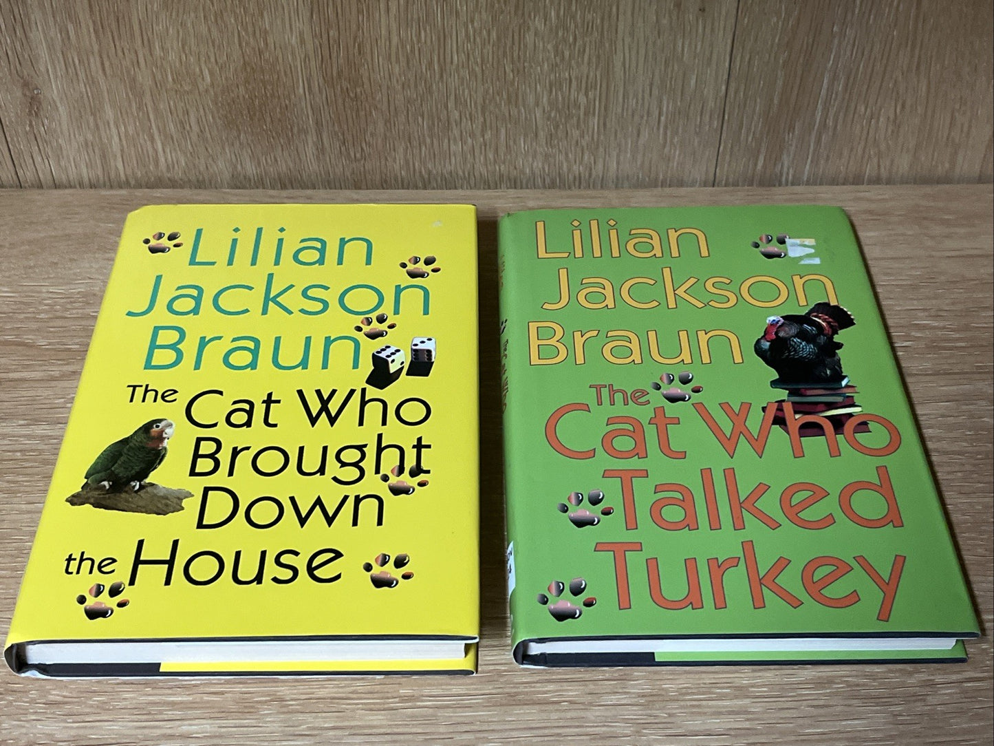lilian jackson braun books lot The Cat Who Brought Down The House & Cat Who Talk