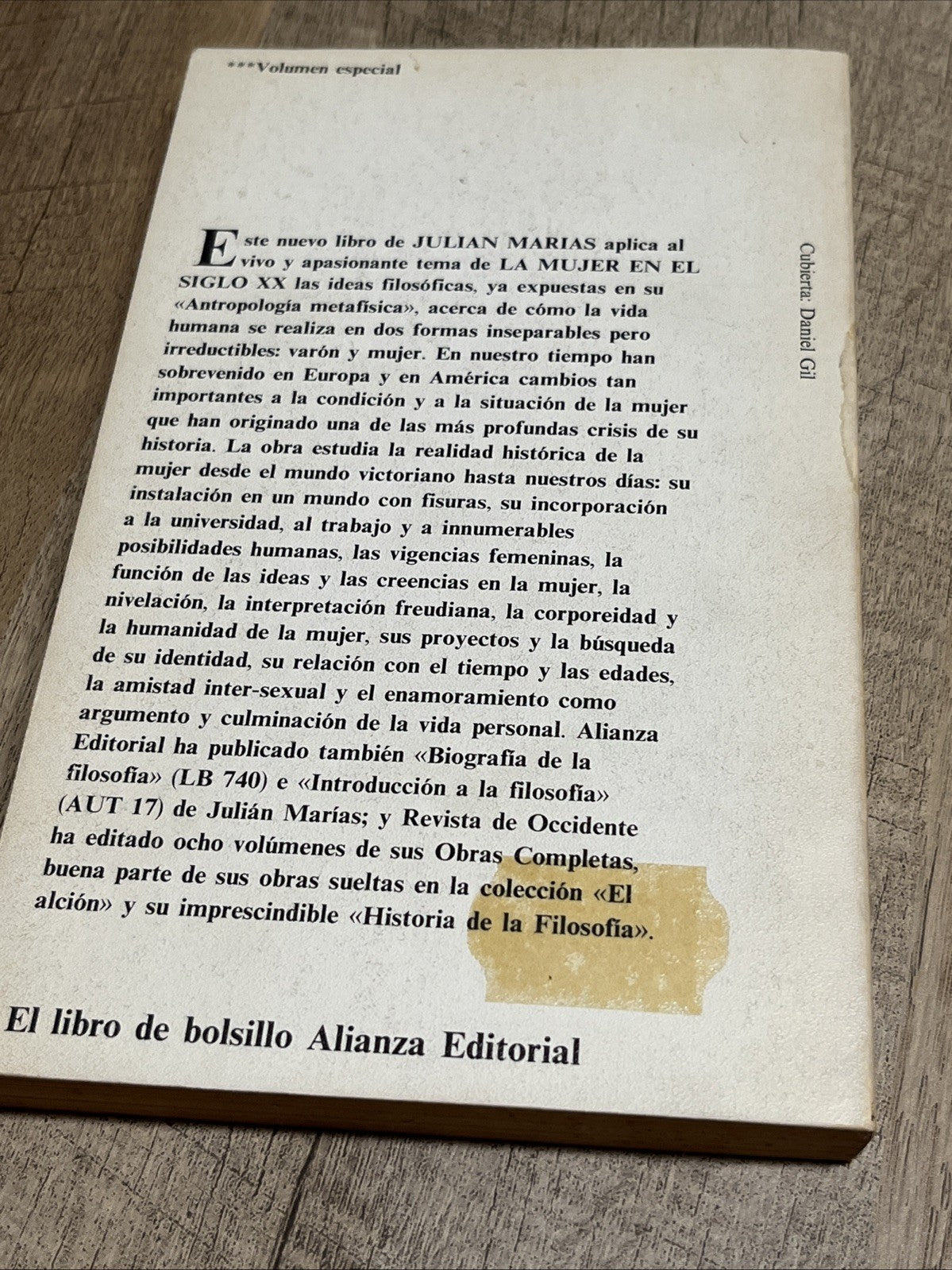 La mujer del siglo XX (El Libro De Bolsillo (Lb)) (Spanish Edition) [Paperback..