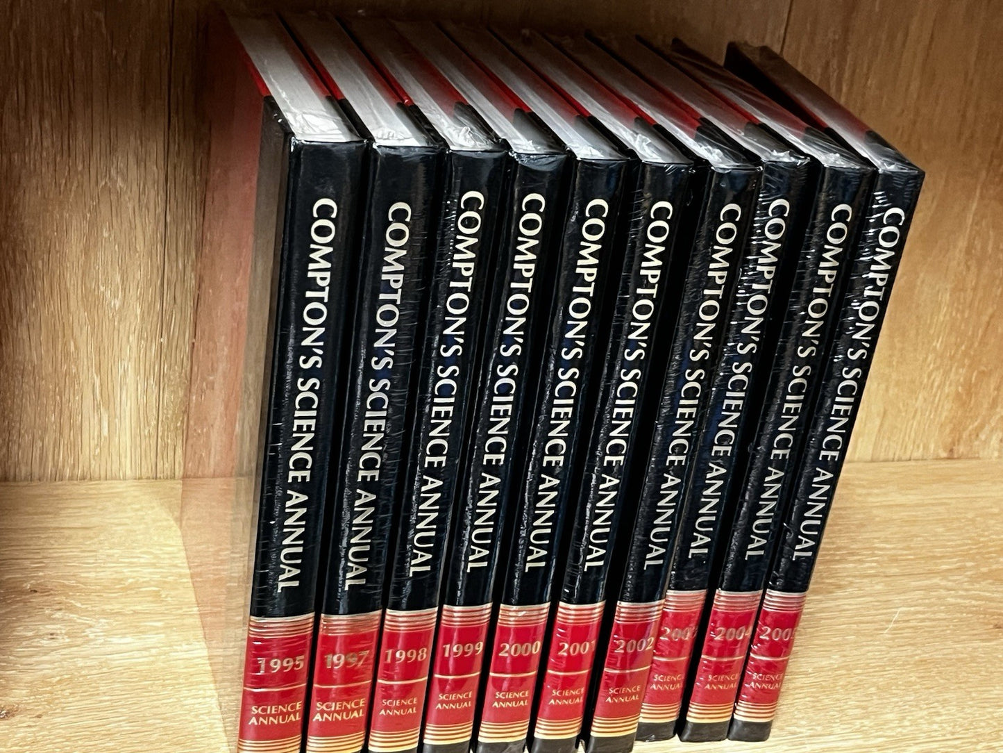 Compton’s Science Annual Lot of 10: 1995/1997/1998/1999/2000/01/02/03/04/05