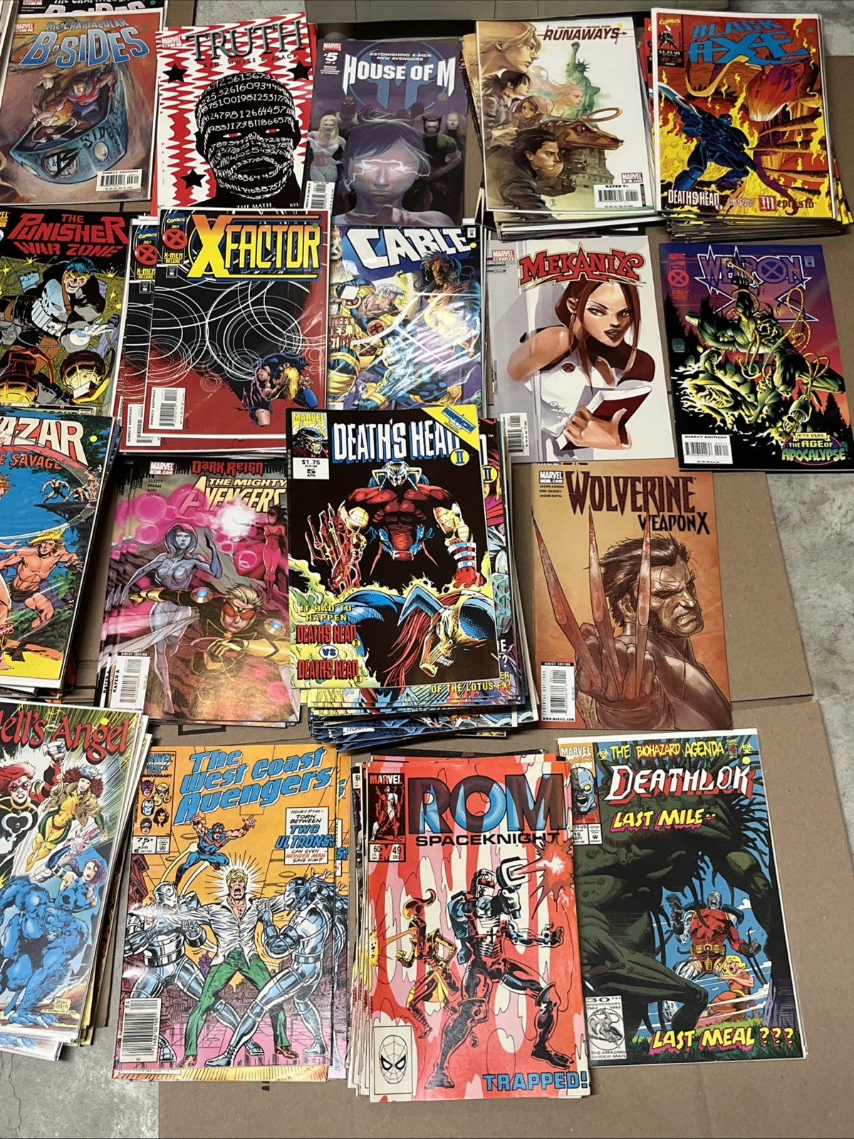 COMIC BOOK BULK LOT 26 COMICS Marvel Comics-