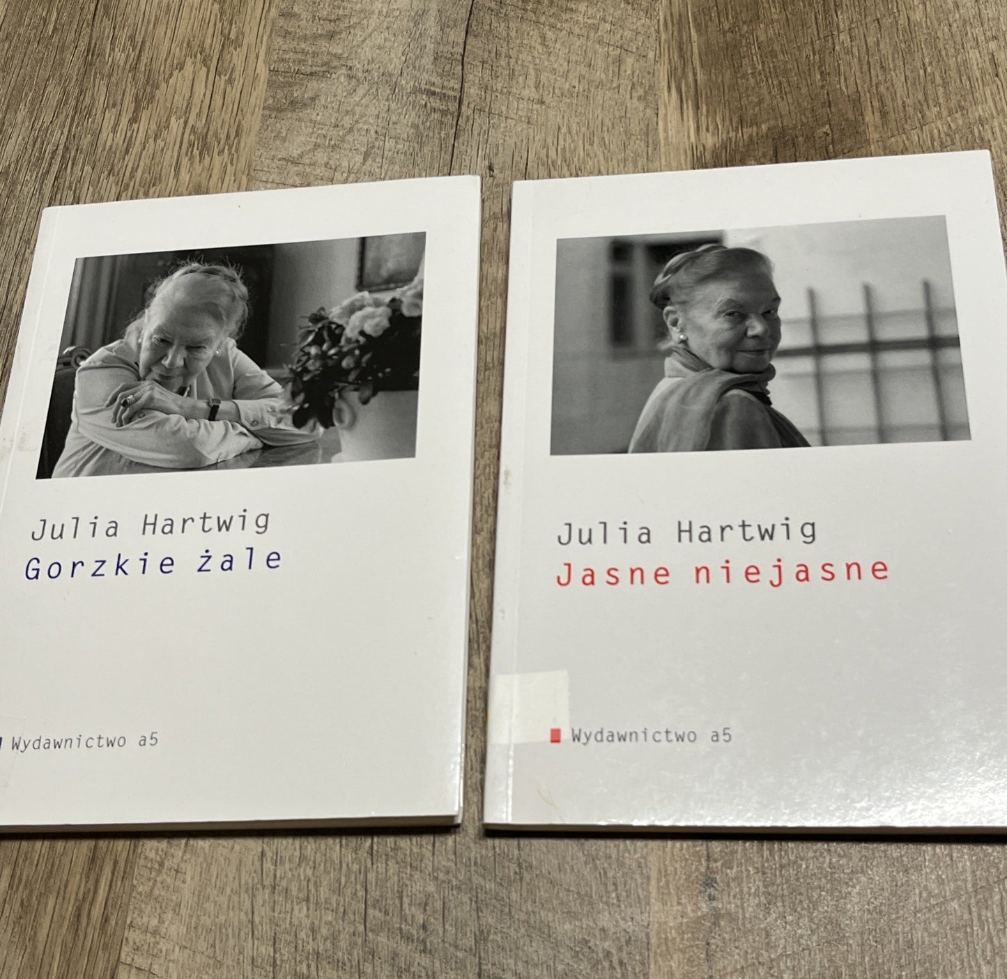 Julia Hartwig Jasne niejasne Und Gorzkie Żale