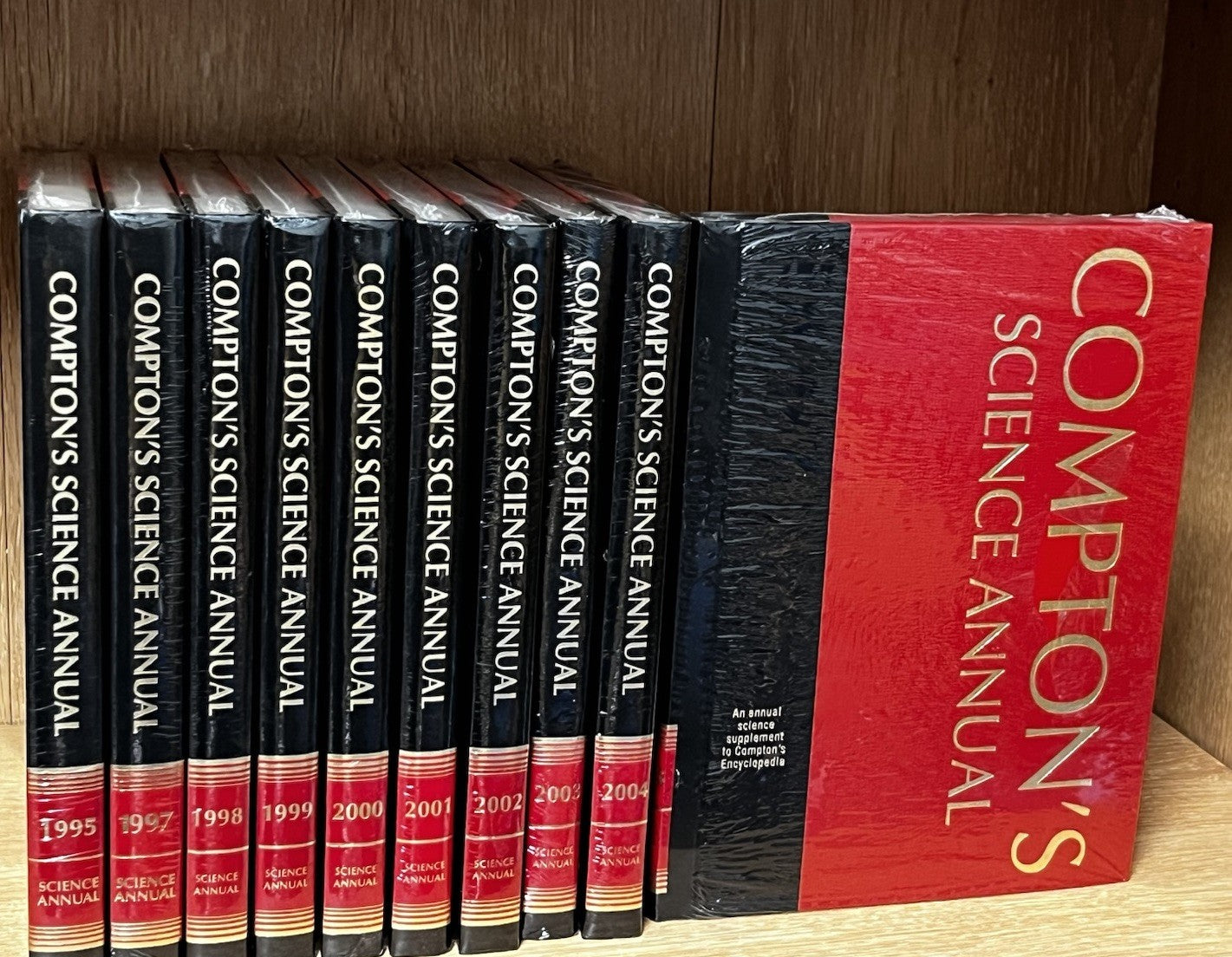 Compton’s Science Annual Lot of 10: 1995/1997/1998/1999/2000/01/02/03/04/05
