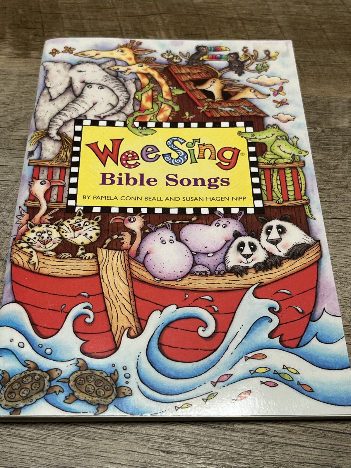 Wee Sing Bible Songs: Over One Hour of Inspirational Songs and Poems