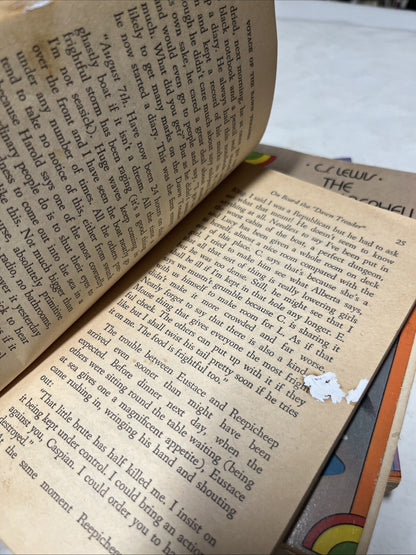 C. S. Lewis The Chronicles Of Narnia  Book  1, 2, 3, 5, & 6 Collier Books 1970s