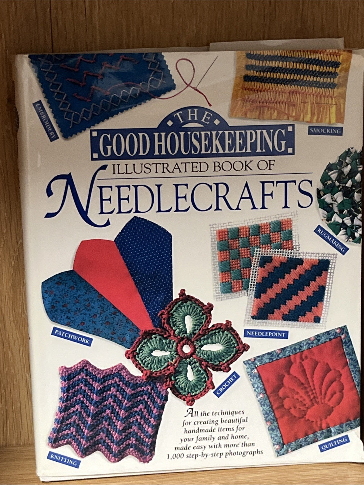 Crochet Style Book And Illustrated Book of Needlecrafts Book Art & Crafts Lot 2