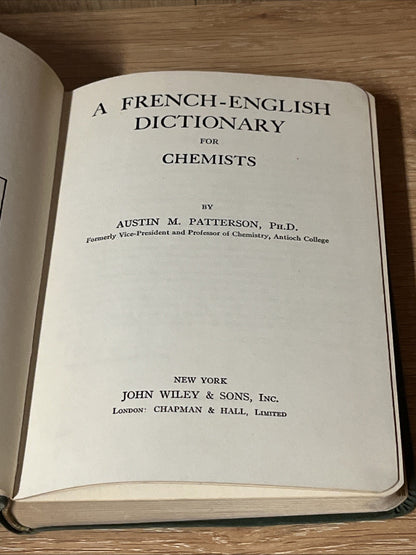 French English Dictionary For Chemists 1st Ed Austin Patterson, 1921, Vintage