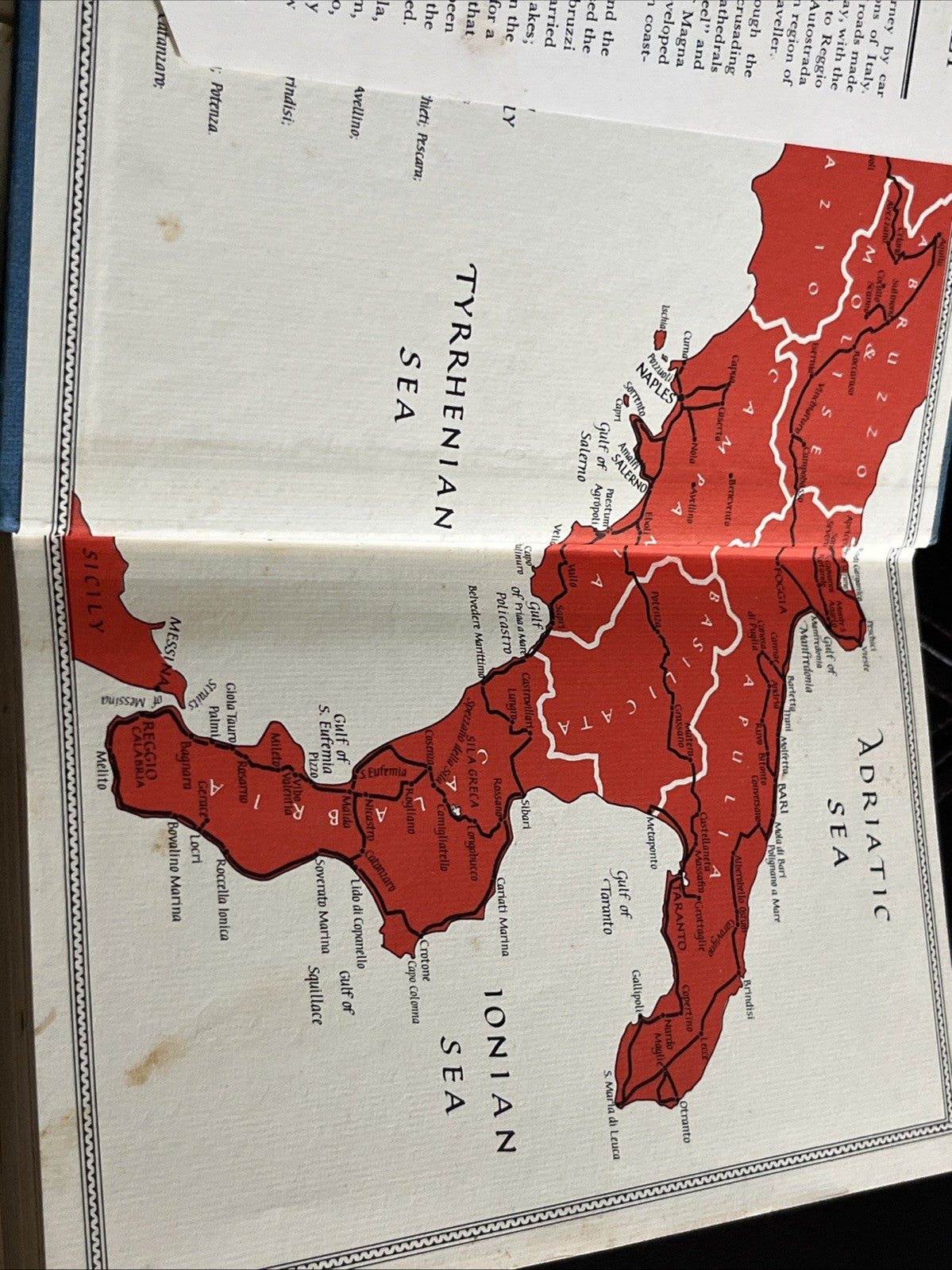 A Traveller in Southern Italy 1st Edition * H.V. Morton, 1969