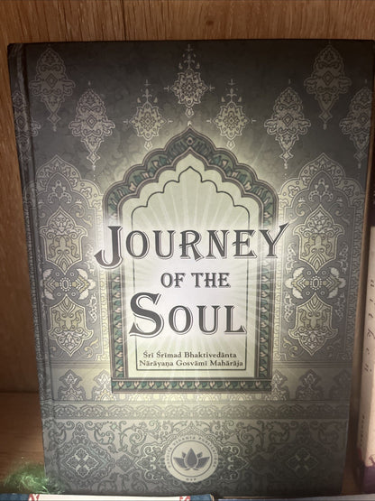 Books on Mysticism & Spirituality, lot of 8, Sadhu, Sai Baba, Hindu Mysticism