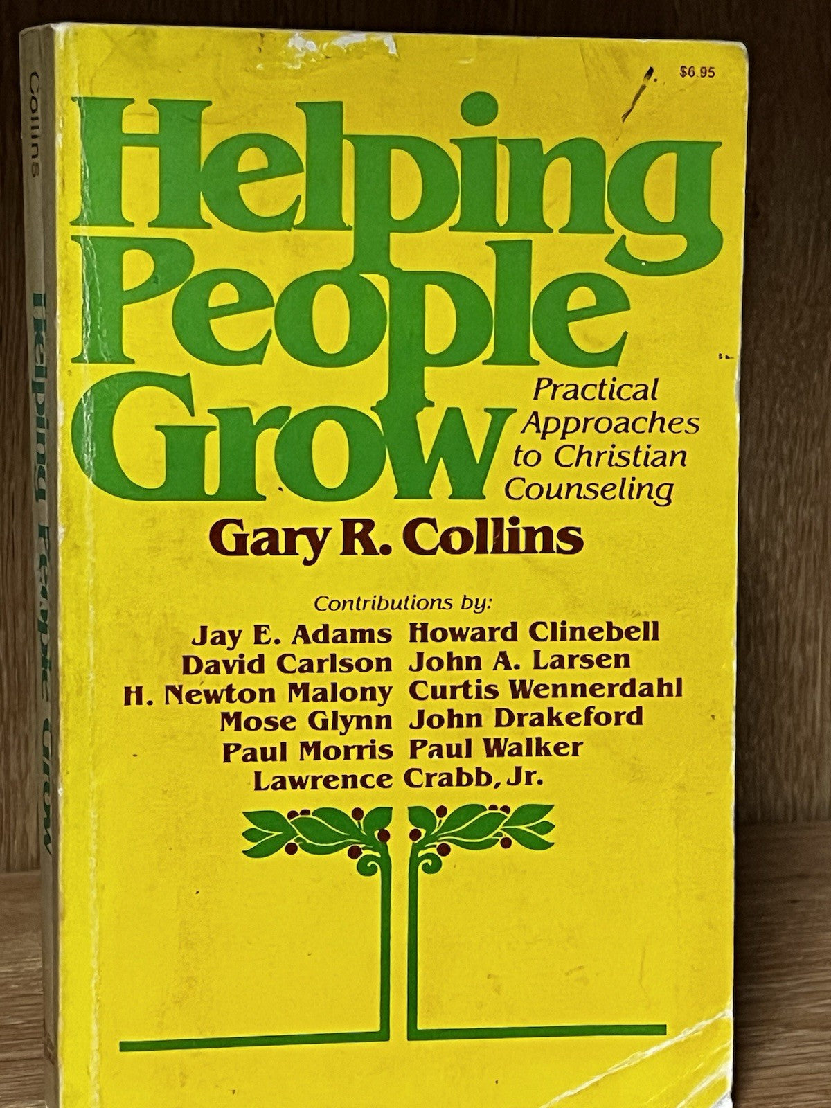 HELPING PEOPLE GROW: PRACTICAL APPROACHES TO CHRISTIAN By Gary R. Collins *VG+*