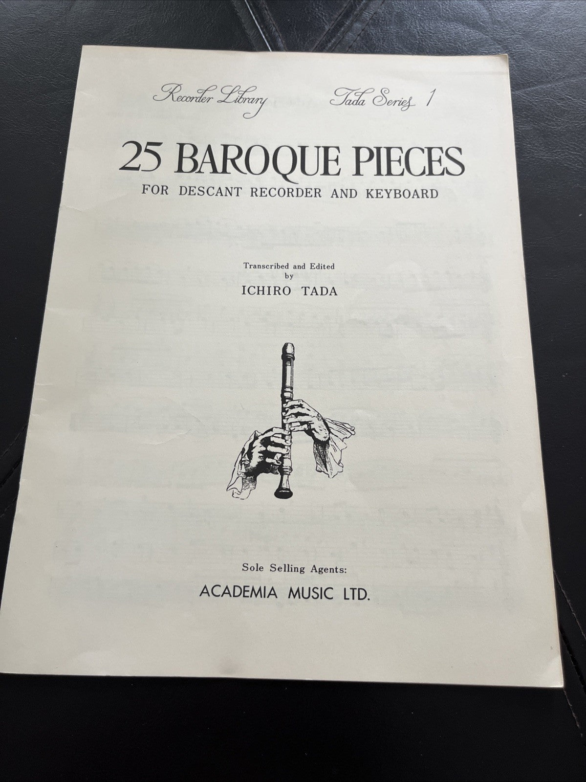 25 Baroque Pieces For Descant Recorder and Keyboard By Ichiro Tada Music Sheet