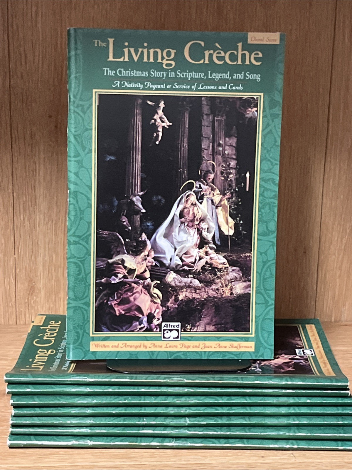 Lot 8 The Living Crèche The Christmas Story in Scripture, Legend and Song SATB