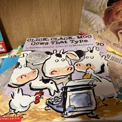 Scholastic Picture Book Lot 10 RANDOM
