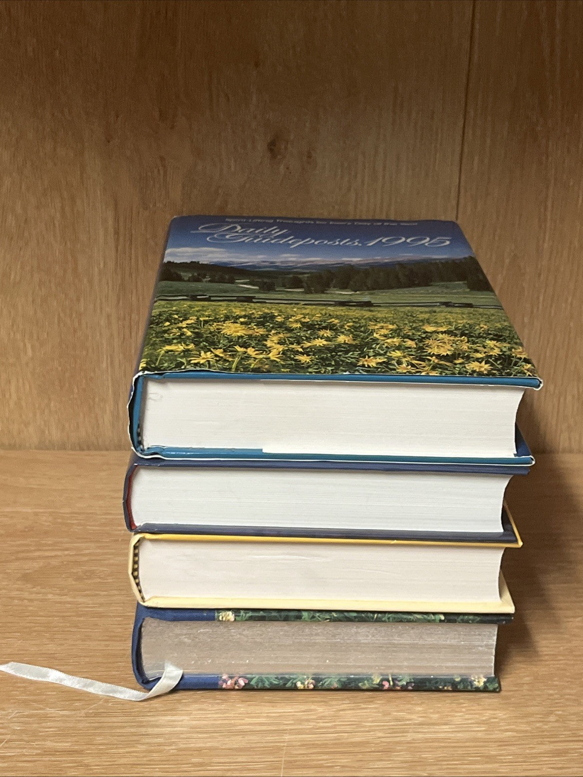 Daily Guideposts Lot 4 Books Hardcover 1995-2005~2006-2010