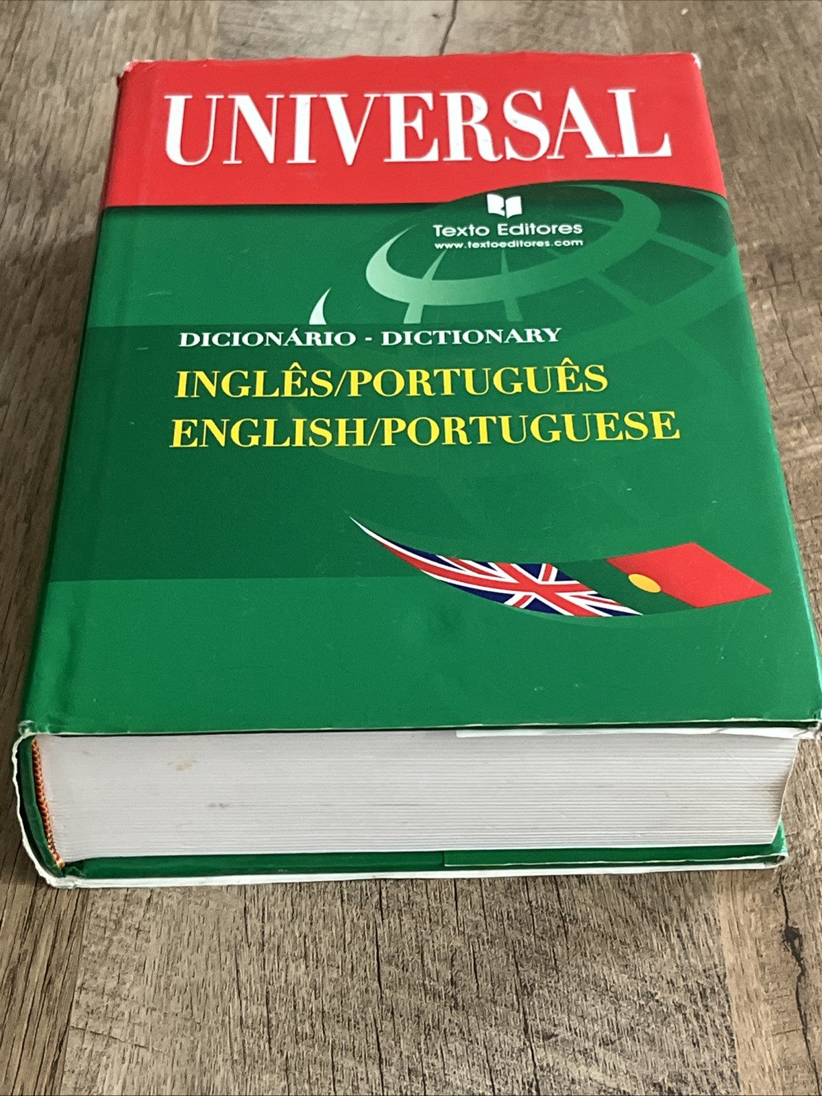 UNIVERSAL Dicionário Universal Inglês/Português - English/Portuguese