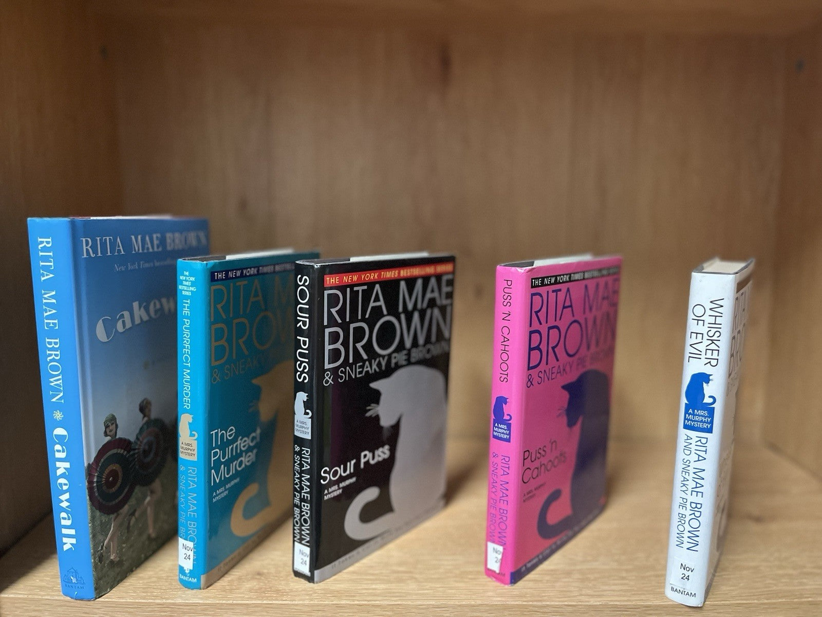 Rita Mae Brown Books 5 Lot Mrs. Murphy Mystery Rita Mae Brown Hardcover A Novel