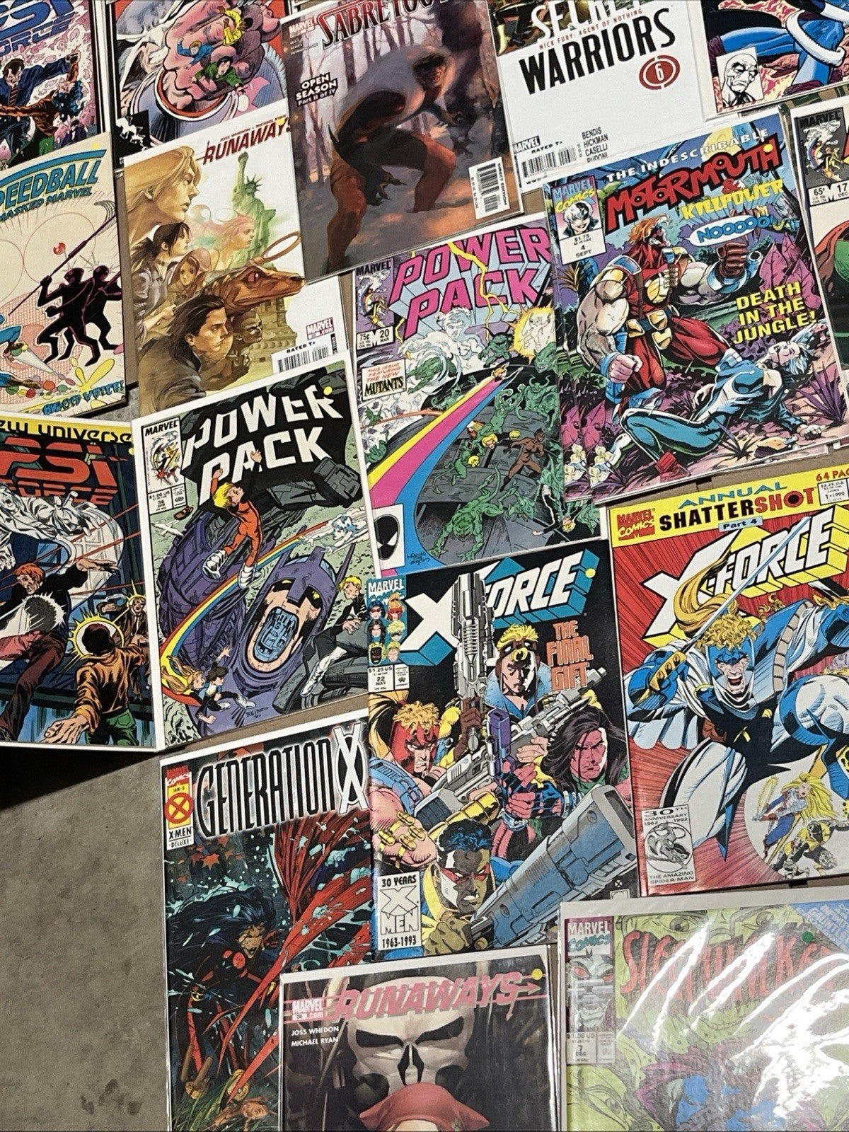 Marvel COMICS BOOK LOT 45 Mixed Marvel Books Punisher DC No Dup Bulk
