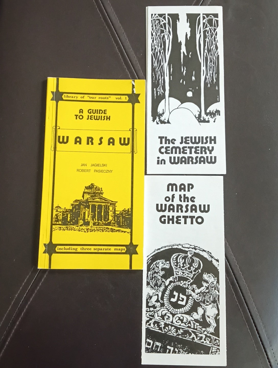 A GUIDE TO JEWISH WARSAW POLAND 1990 Judaica BOOK with MAPS 64 Pages