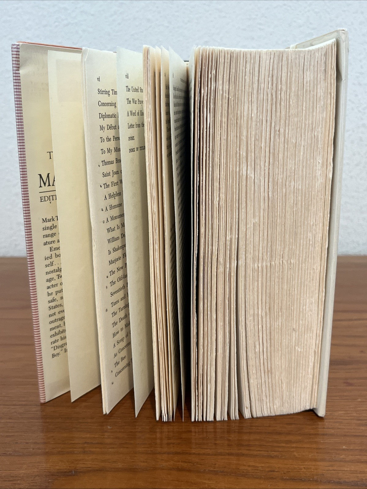 The Complete Essays of Mark Twain by Charles Neider and Mark Twain (1963)