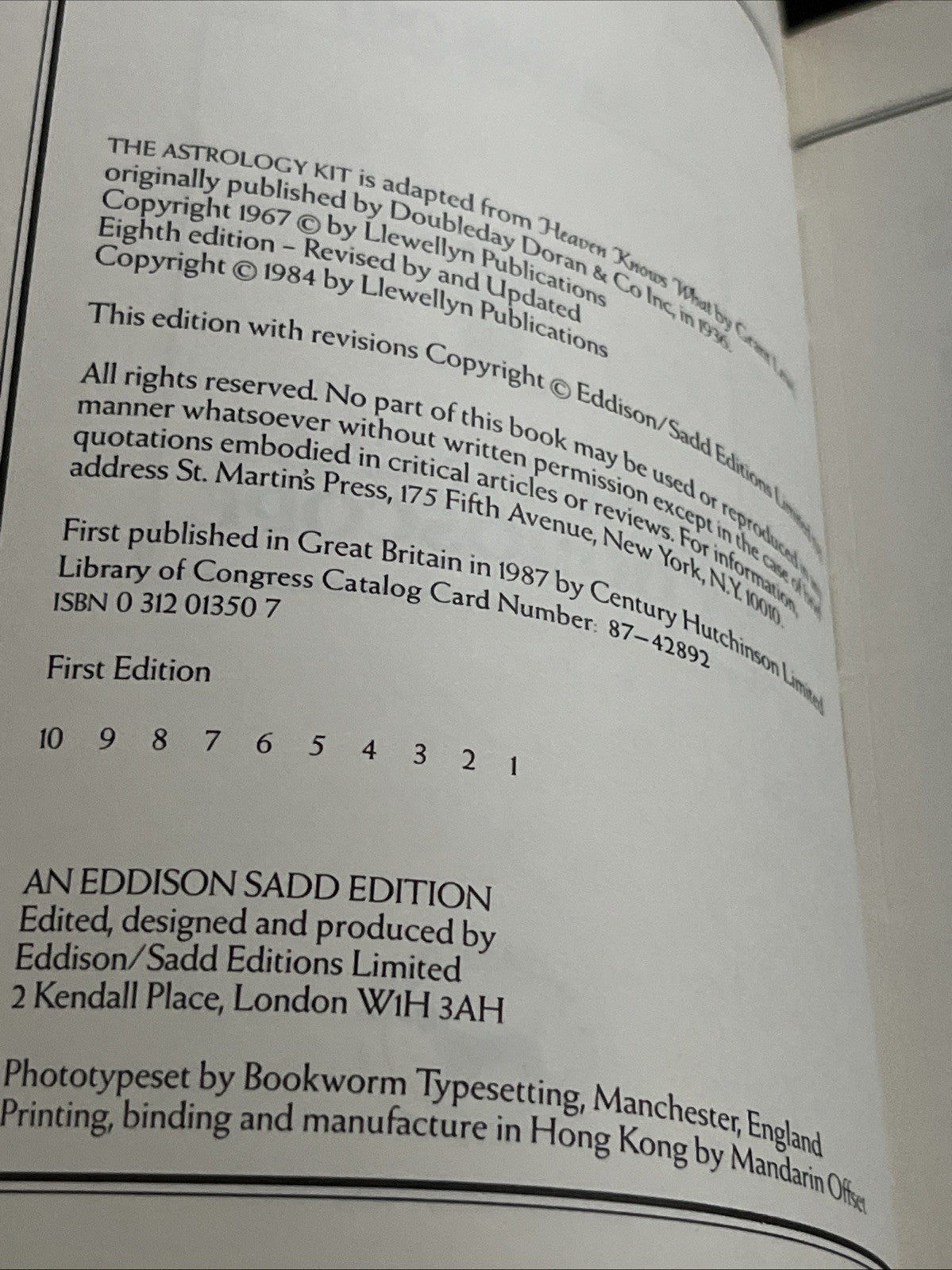 How to Cast a Horoscope (The Astrology Kit, 1) Paperback, First Edition