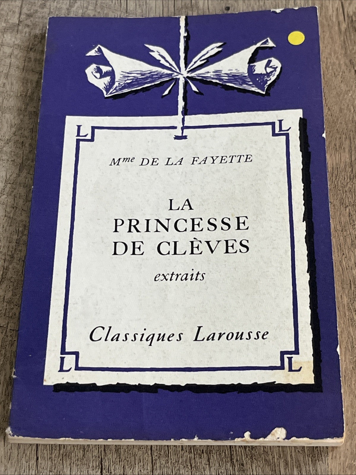 La Princesse de Clèves by Mme de La Fayette
