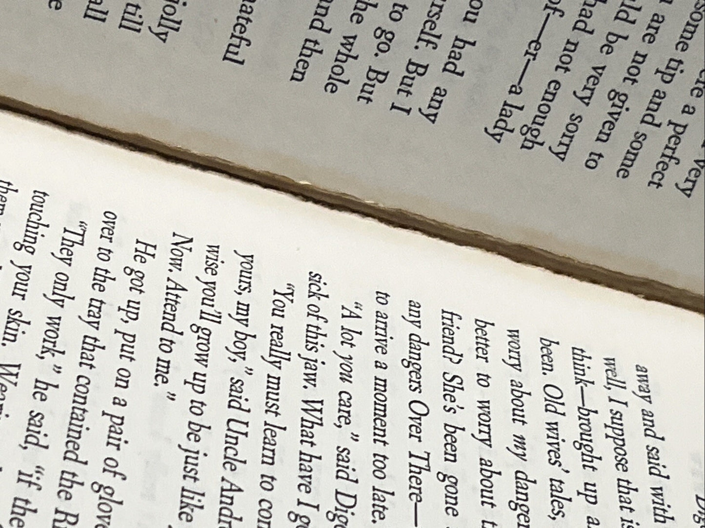 C. S. Lewis The Chronicles Of Narnia  Book  1, 2, 3, 5, & 6 Collier Books 1970s