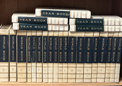 1961 World Book Encyclopedia Vol 1 - 20 Missing Vol 19 & Year book 1964 To 1968