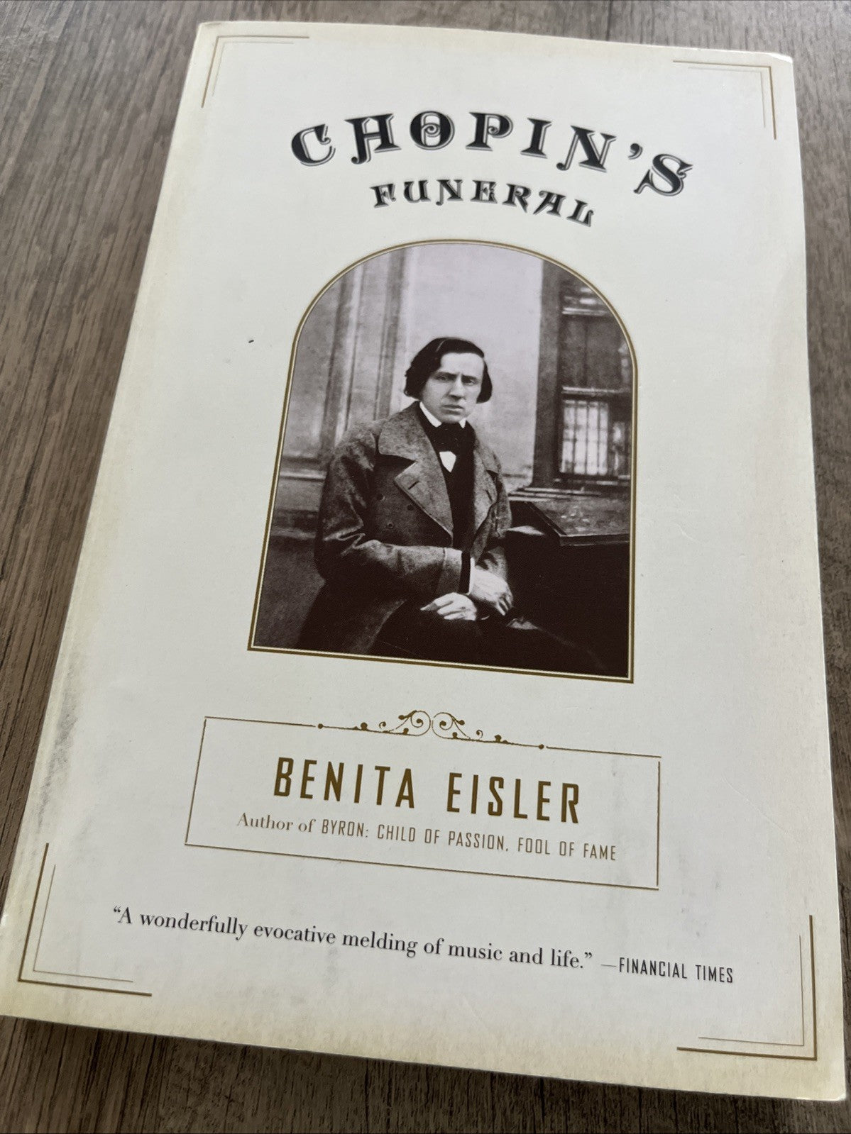 Chopin's Funeral - Benita Eisler paperback