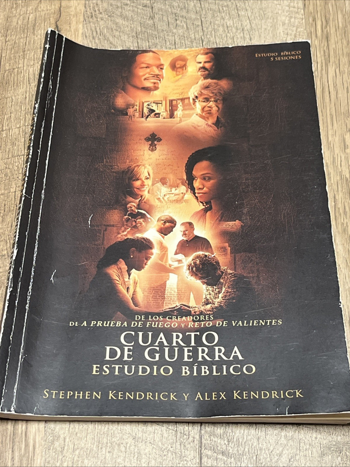 CUARTO DE GUERRA: ESTUDIO BIBLICO, GUIA PARA EL By Stephen Kendrick & Alex