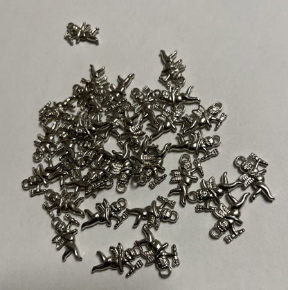 35  VINTAGE Antique Silver FLYING CHERUB CUPID W/ ARROW 28x17mm. ACRYLIC CHARMS