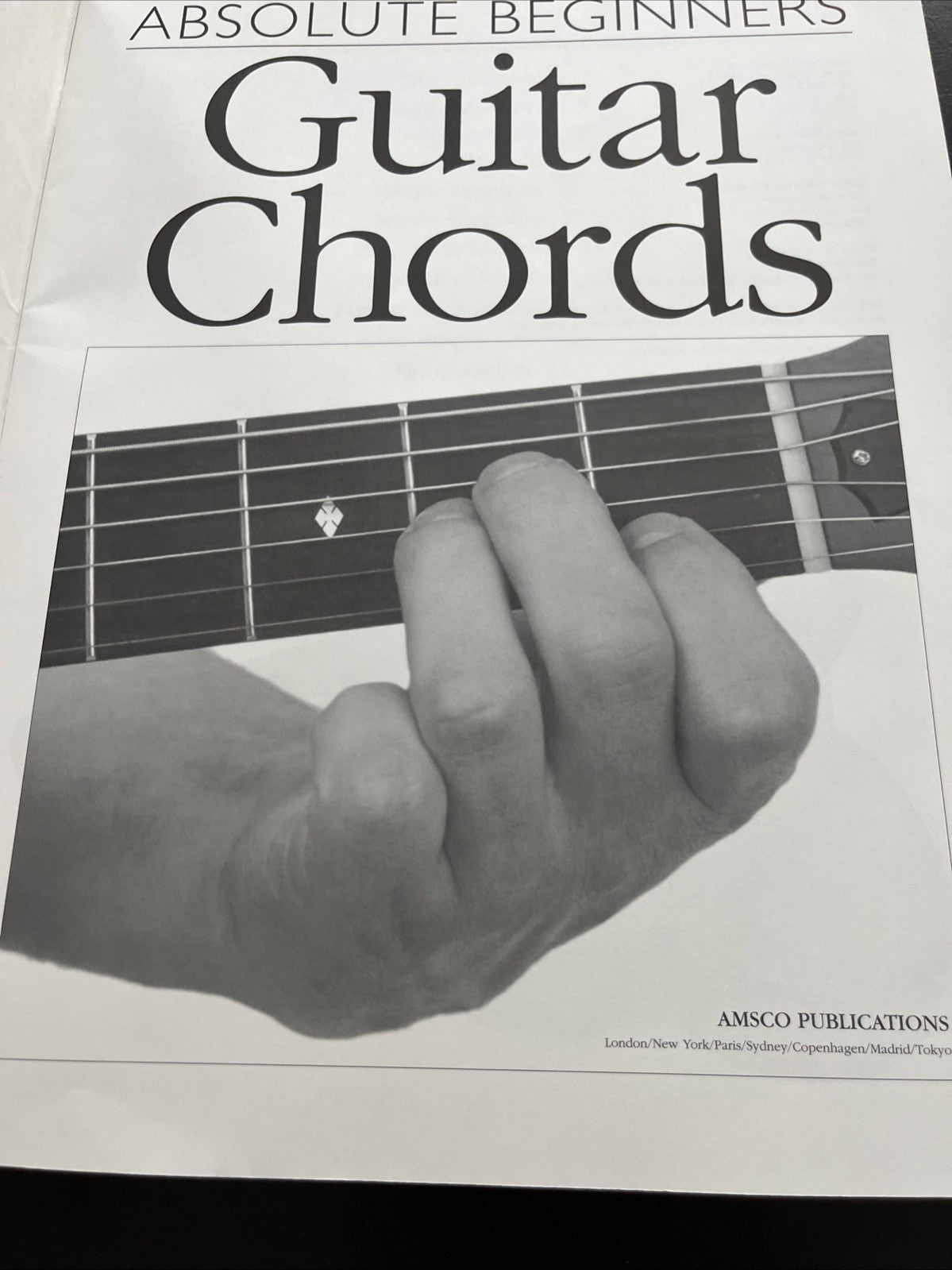 Alfred's Basic Guitar Method, Bk 1 & New Beginners Guitar Chords ( No CDs )