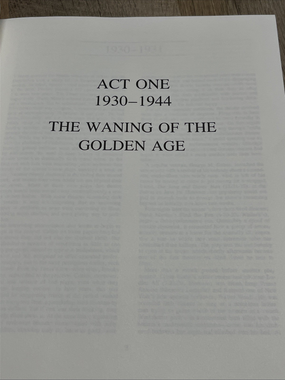 American Theatre : A Chronicle of Comedy and Drama,1930-1969 Gerald Bordman ExLB