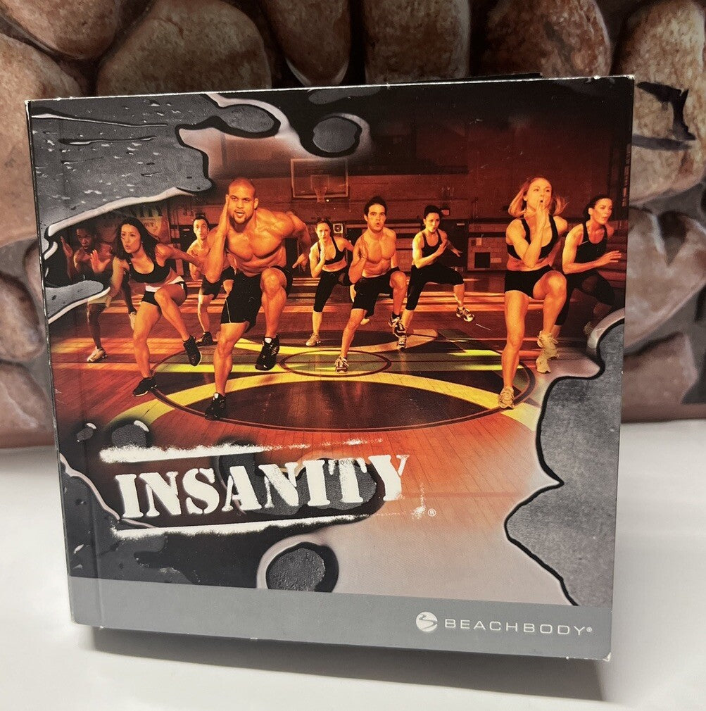 Insanity: Ultimate Cardio Workout (9 Disc)  Missing Dig deeper & Fit Test