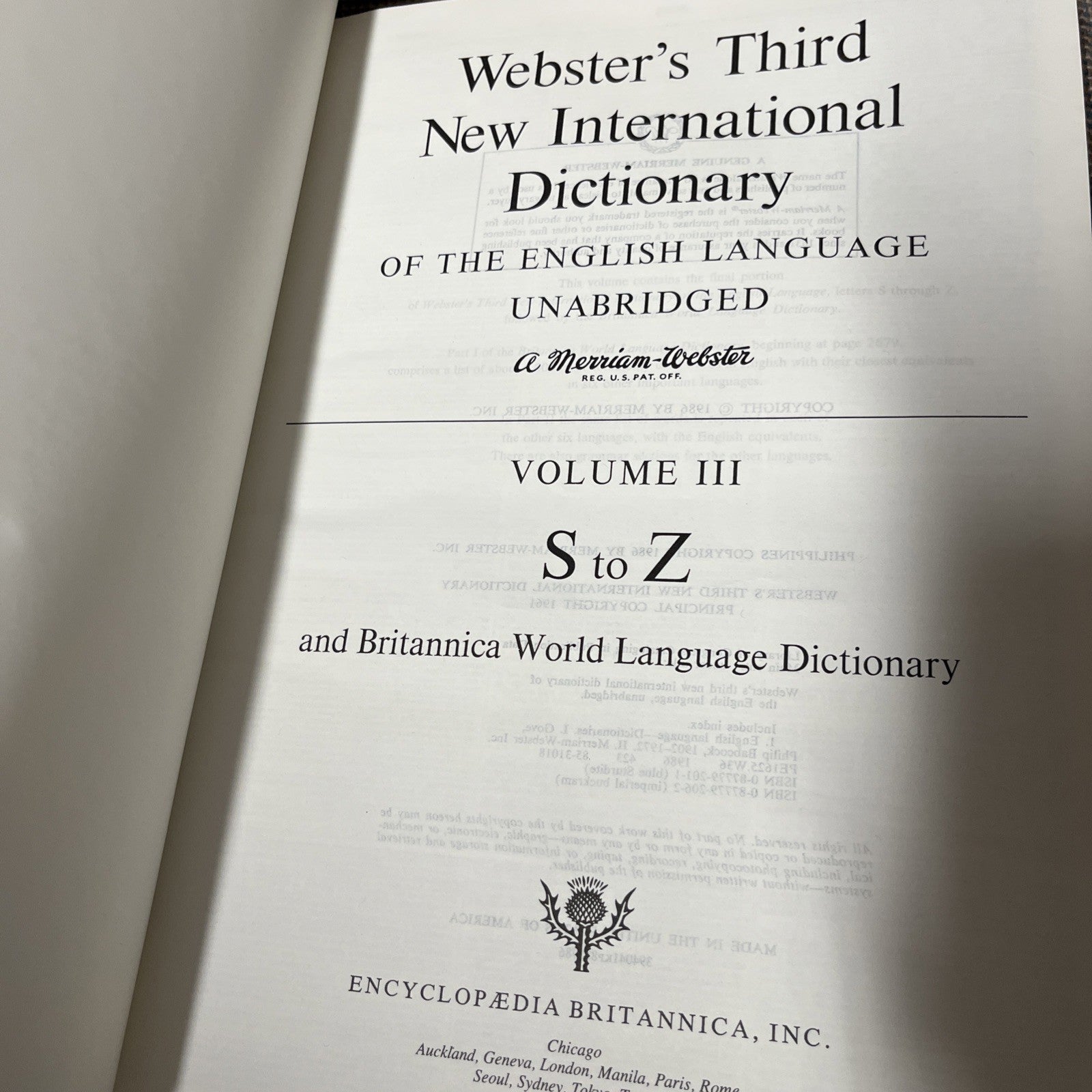 Webster’s Third New International Dictionary Unabridged & 7 Language Dictionary