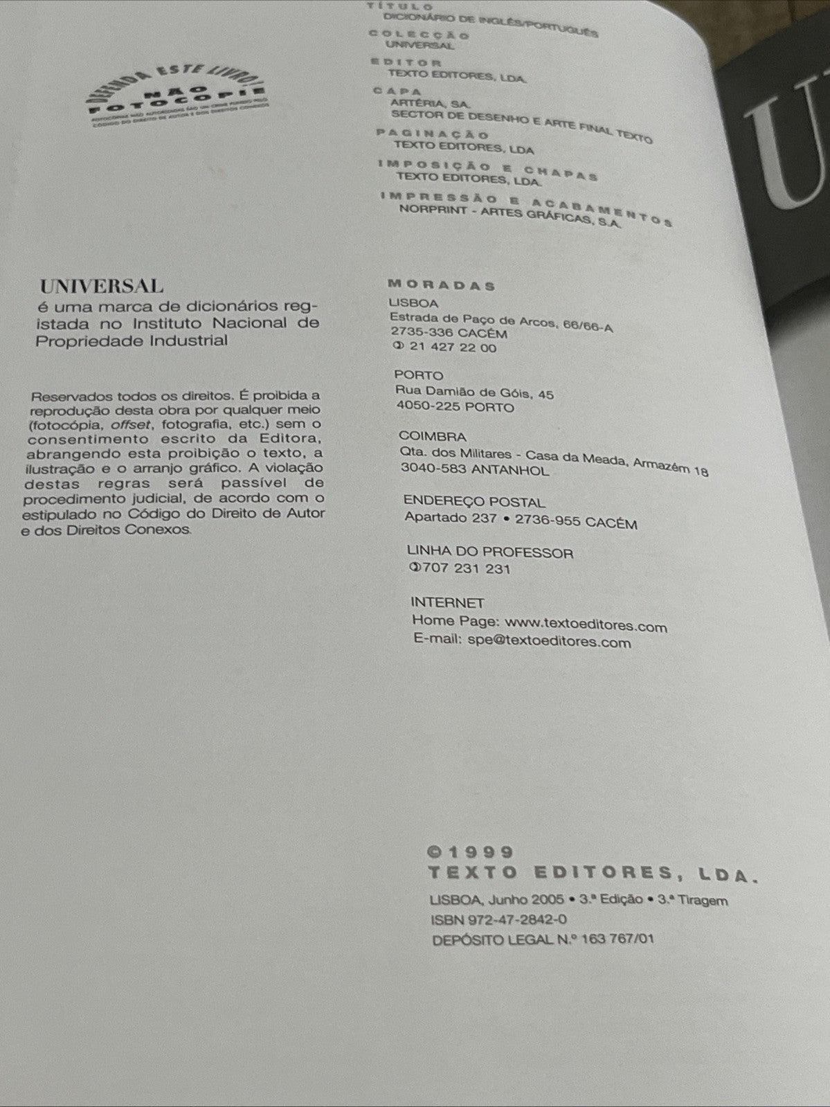 UNIVERSAL Dicionário Universal Inglês/Português - English/Portuguese