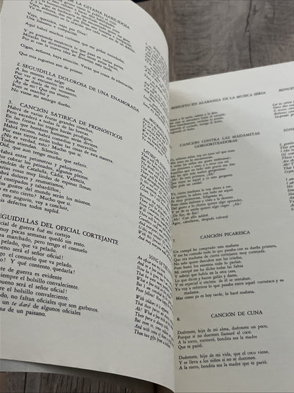 Spanish Songs of 18th Century ( Tonadillaa Escenicas) For Voice & Piano ESP/ EN