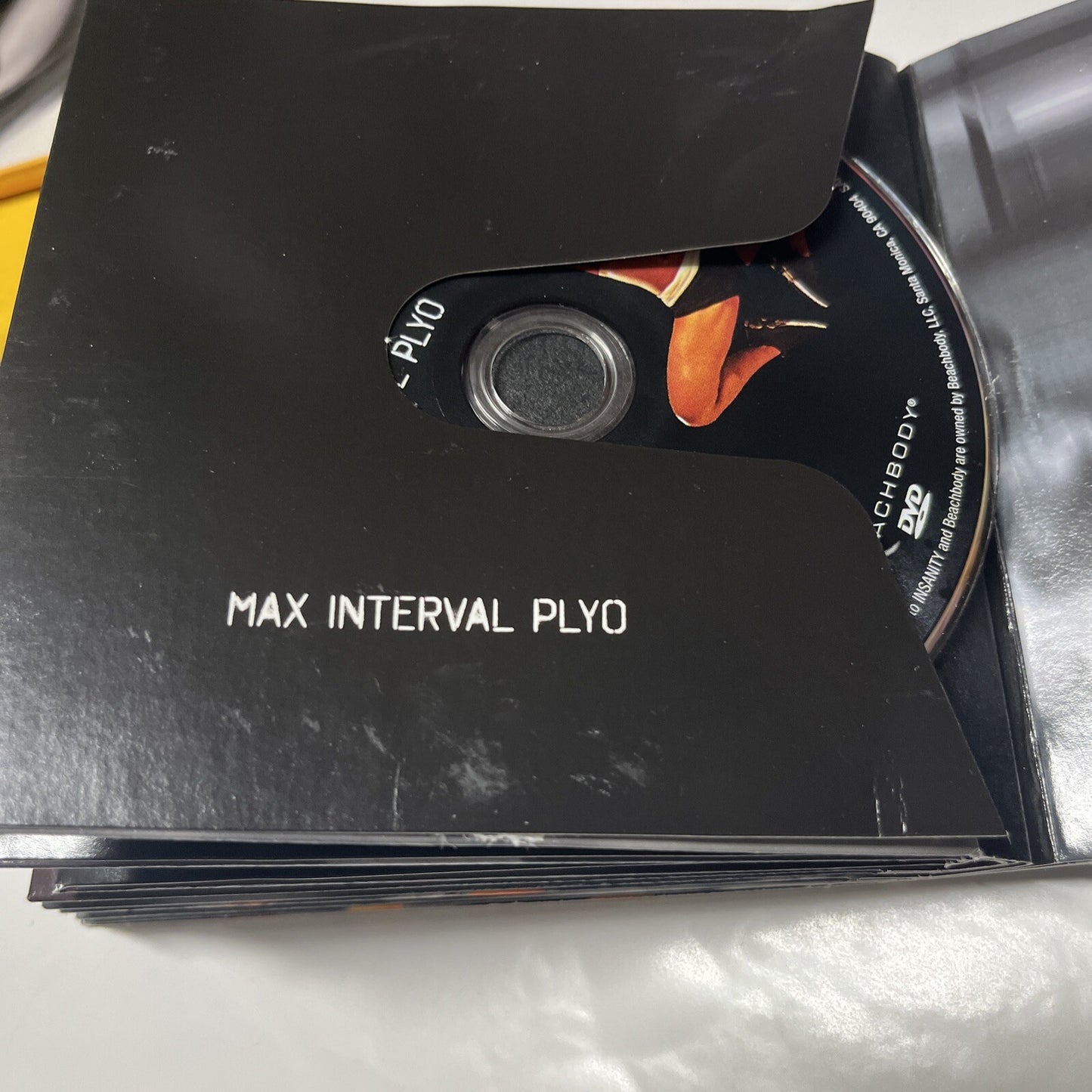 Insanity: Ultimate Cardio Workout (9 Disc)  Missing Dig deeper & Fit Test