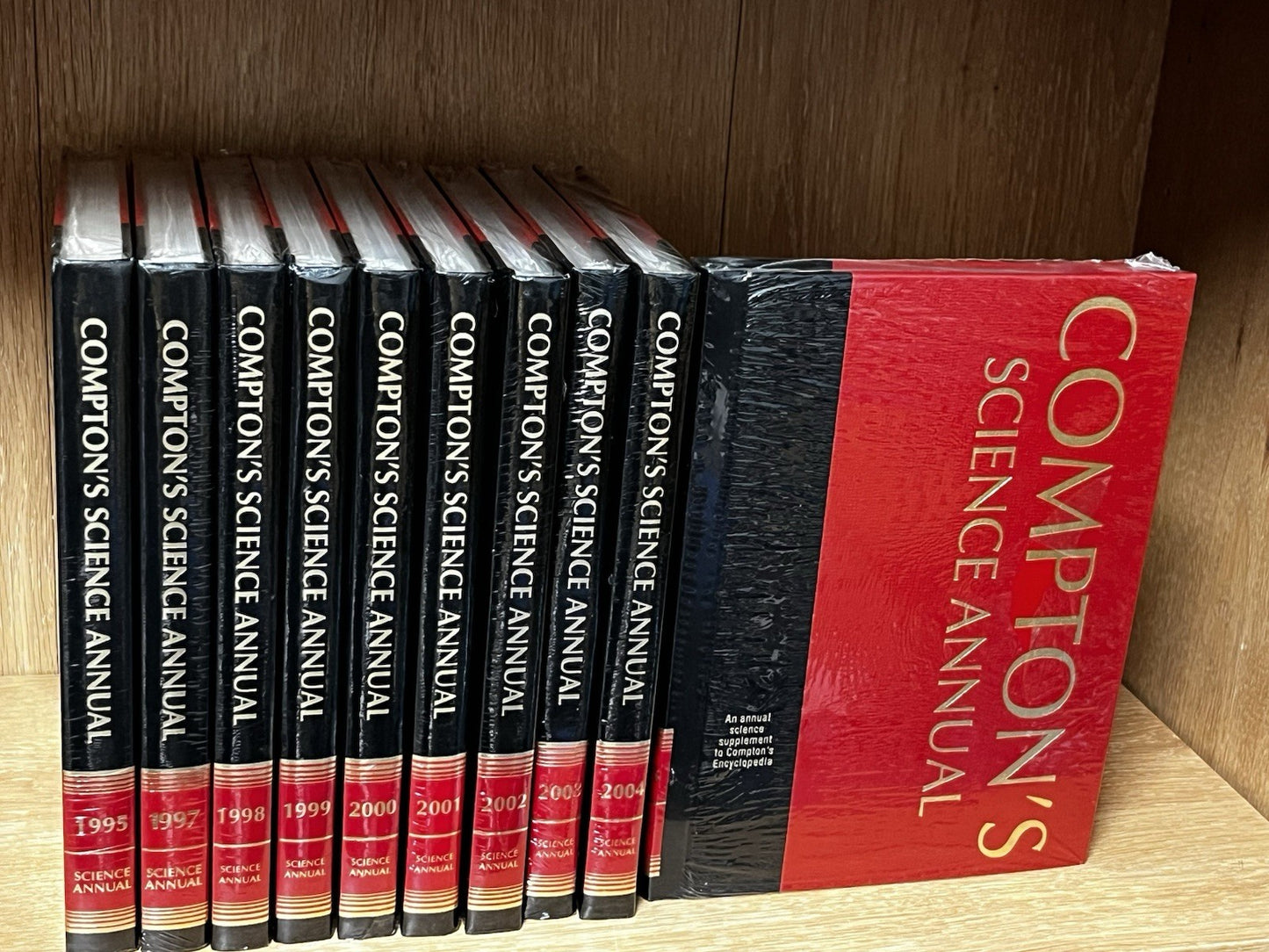 Compton’s Science Annual Lot of 10: 1995/1997/1998/1999/2000/01/02/03/04/05