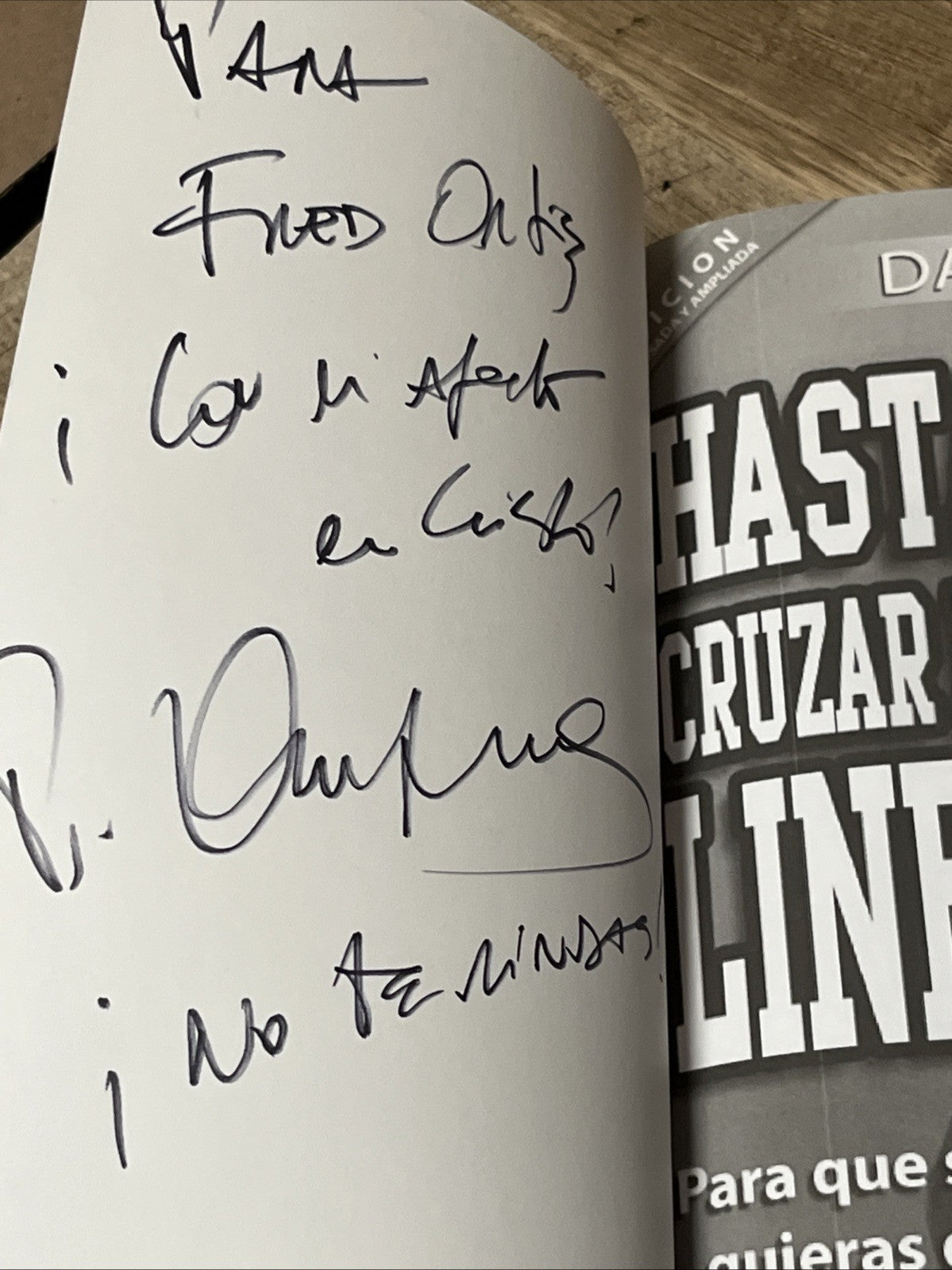 Hasta cruzar la linea Omar Herrera (Spanish Edition)