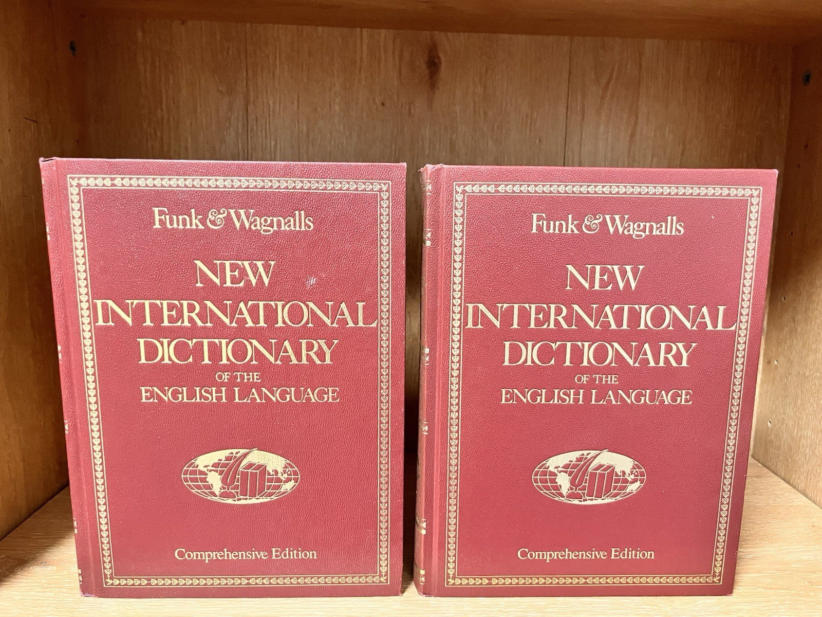 Funk & Wagnalls New International Dictionary of the English Language A-Z 1995