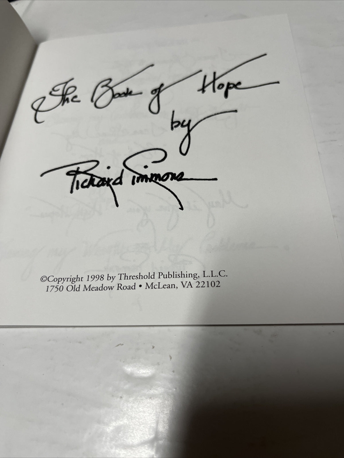 The Book Hope By Richard Summons  (1998)