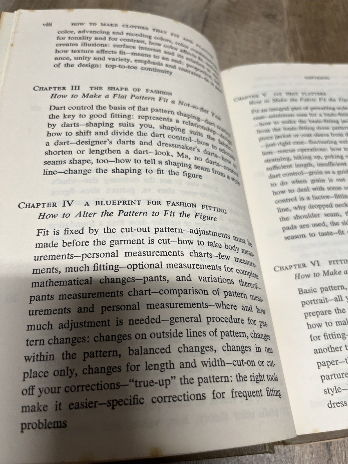 How to make clothes that fit & flatter by Adele P Margolis HCDC 1969