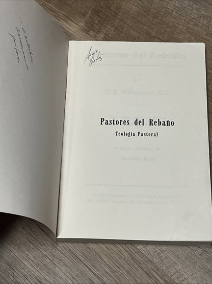 Pastores del Rebano Paperback by G B Williamson