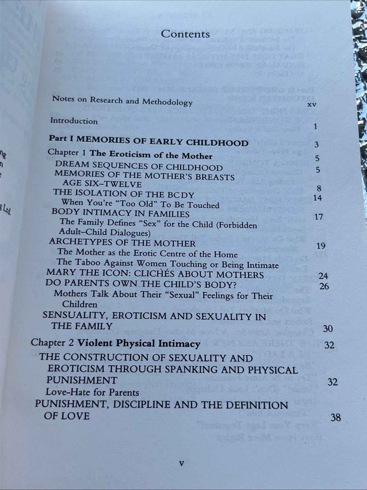 Hite Report on the Family: Growing up under Patriarchy by Shere Hite (English)