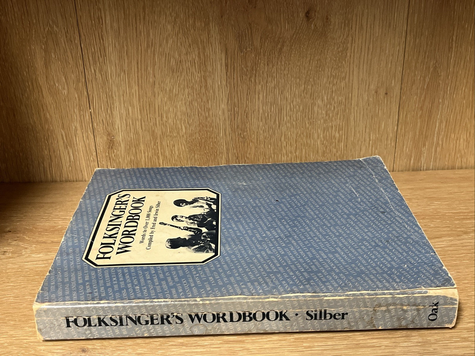 FOLKSINGER'S WORKBOOK words to over 1000 songs, Fred & Irwin Silber