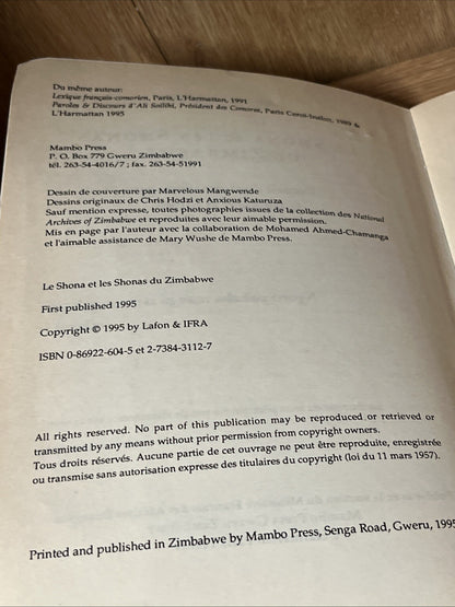 Le Shona & les Shonas du Zimbabwe: recueil d'informations sur la langue et La ..