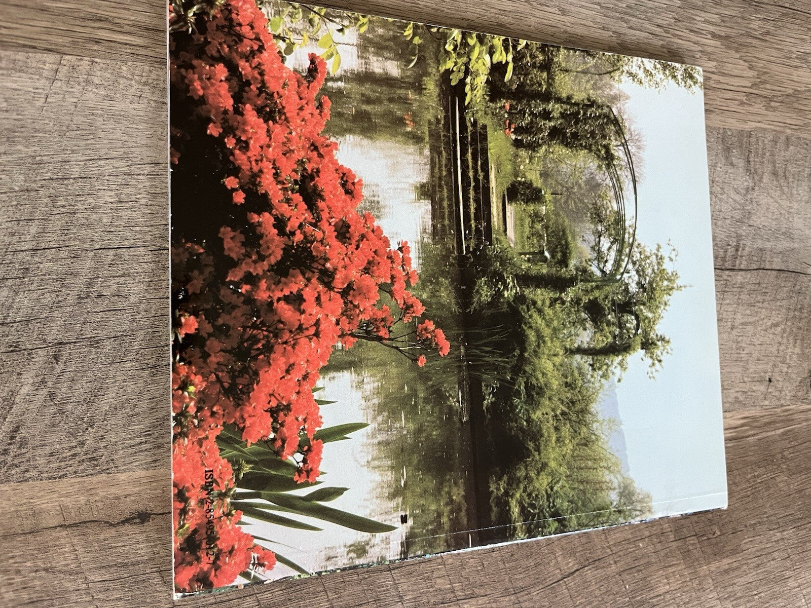 Une Visite A Giverny : A Visit to Giverny by Gérald van der Kemp