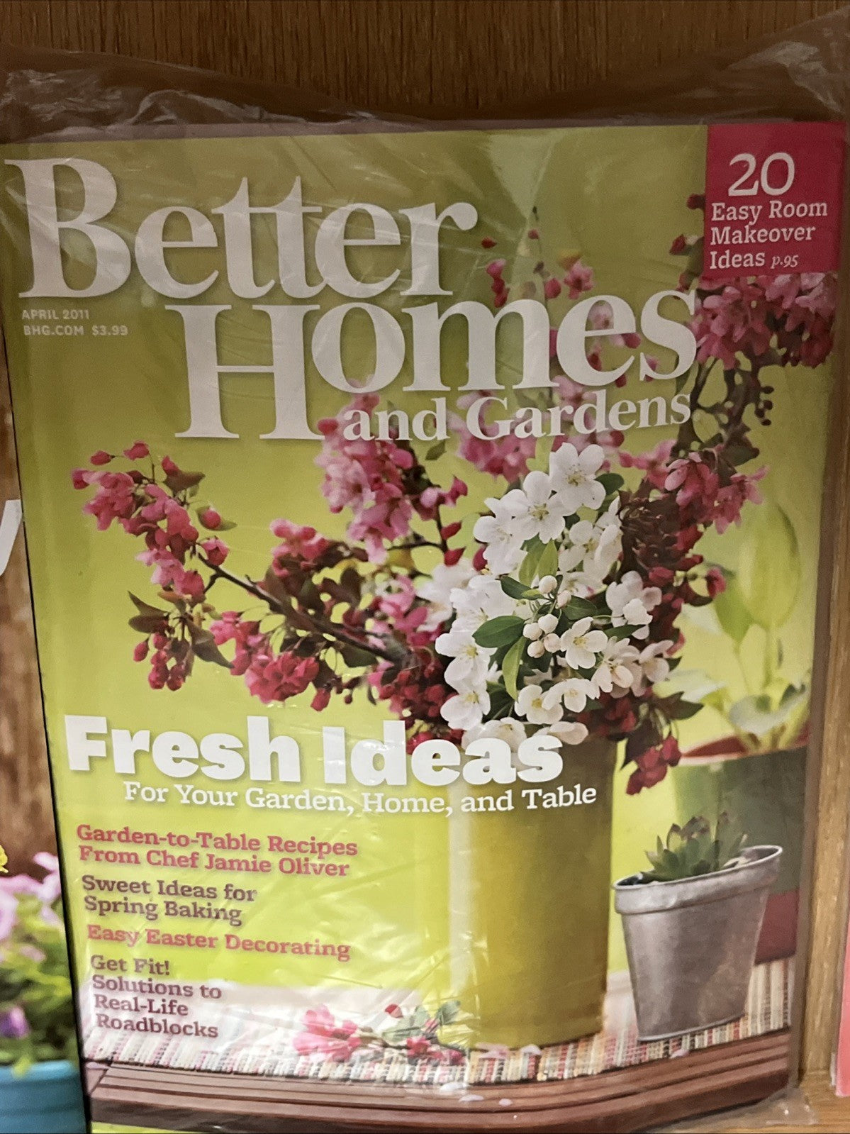 Vtg Lot of 7 Issues Better Homes and Gardens Magazines 1970s/80s Crafts Recipes