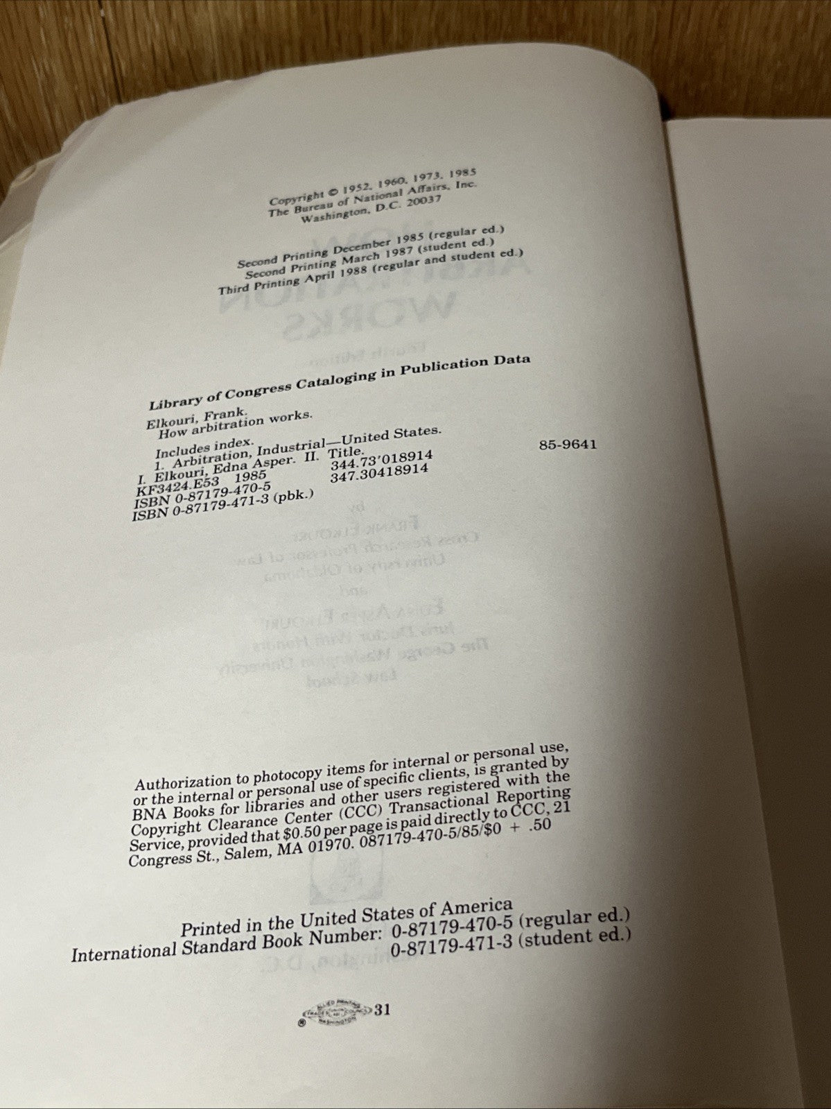 How Arbitration Works: Elkouri & Elkouri - Elkouri, Frank, Edna A. Elkouri 1985