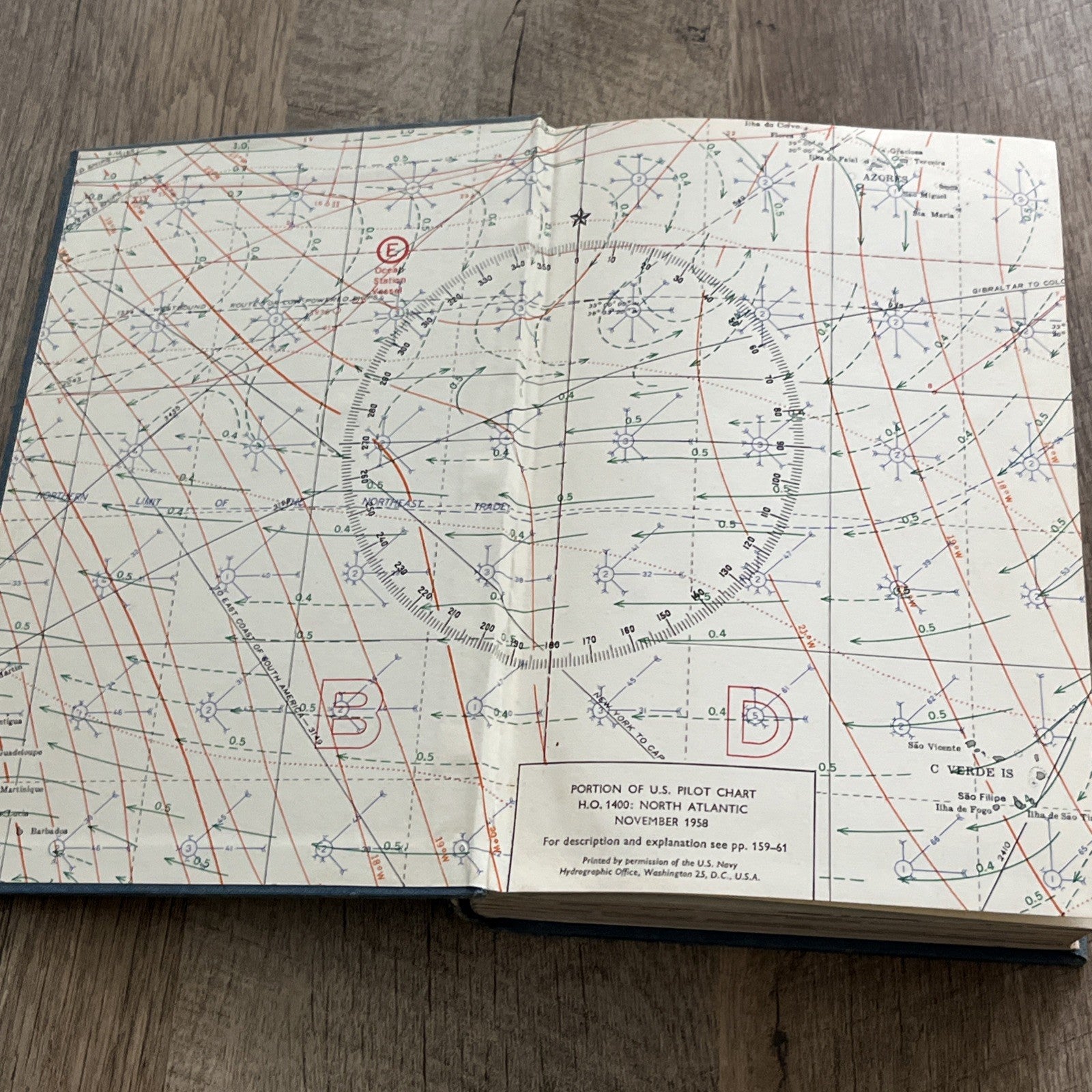 VOYAGING UNDER SAIL by Eric Hiscock 1970