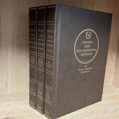 Webster’s Third New International Dictionary Unabridged & 7 Language Dictionary